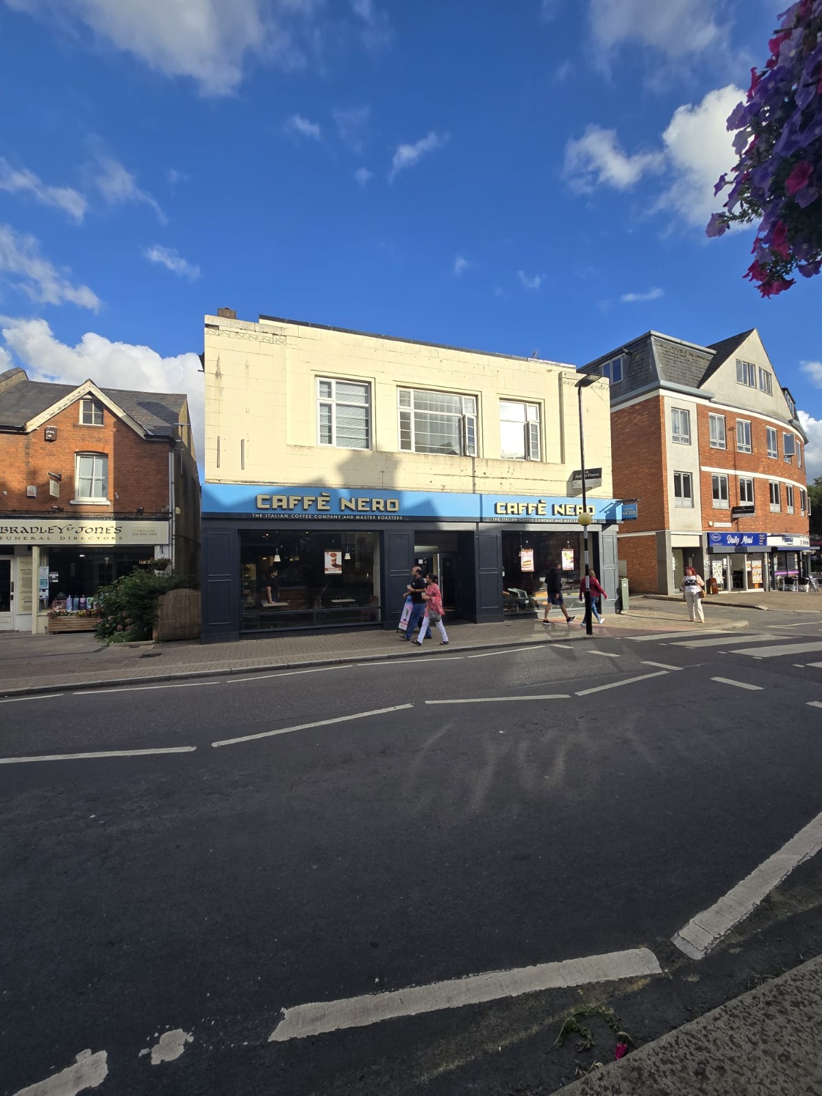Pinner – Love Lane